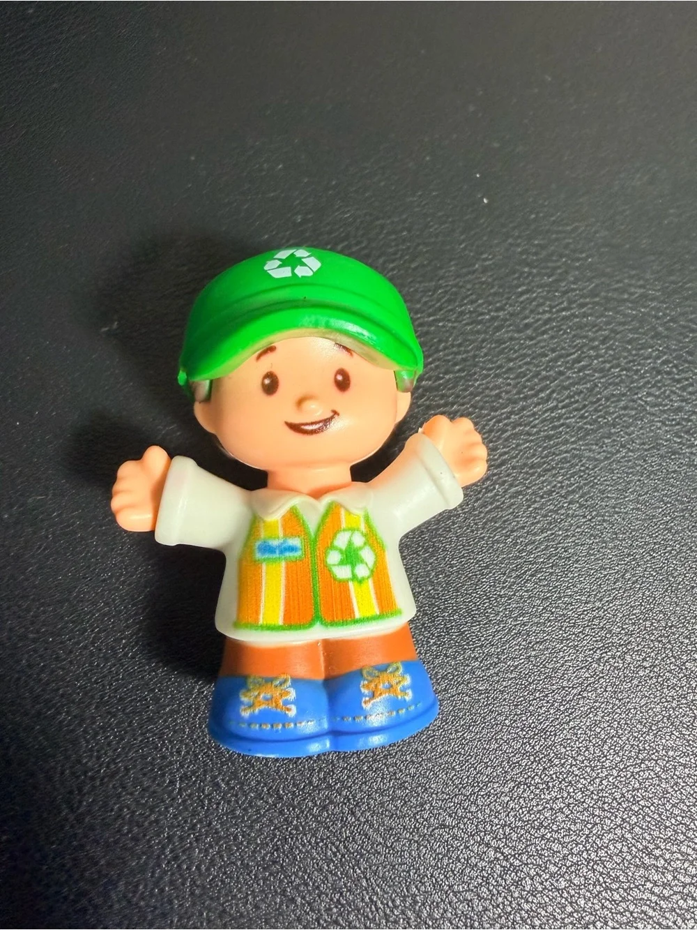 Fisher-Price Little People Green Recycling Truck with Driver Figure